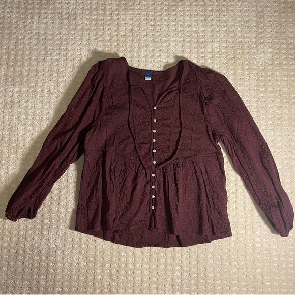 Old Navy burgundy eyelet long sleeve blouse - Picture 6 of 15